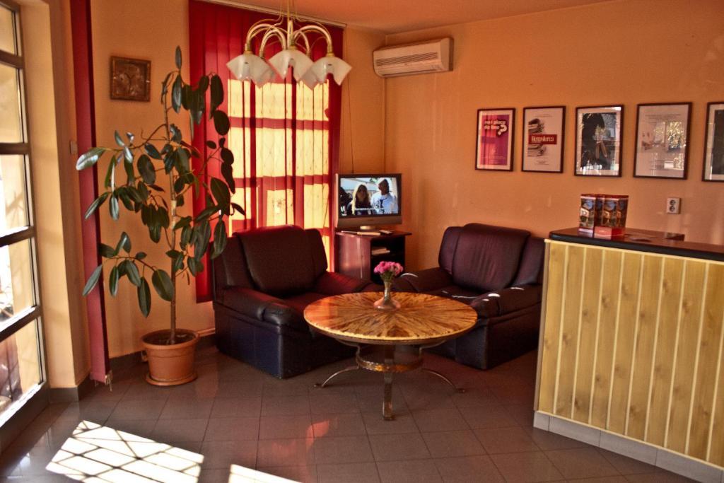 טימישוארה Pensiunea Vlad Home מראה חיצוני תמונה